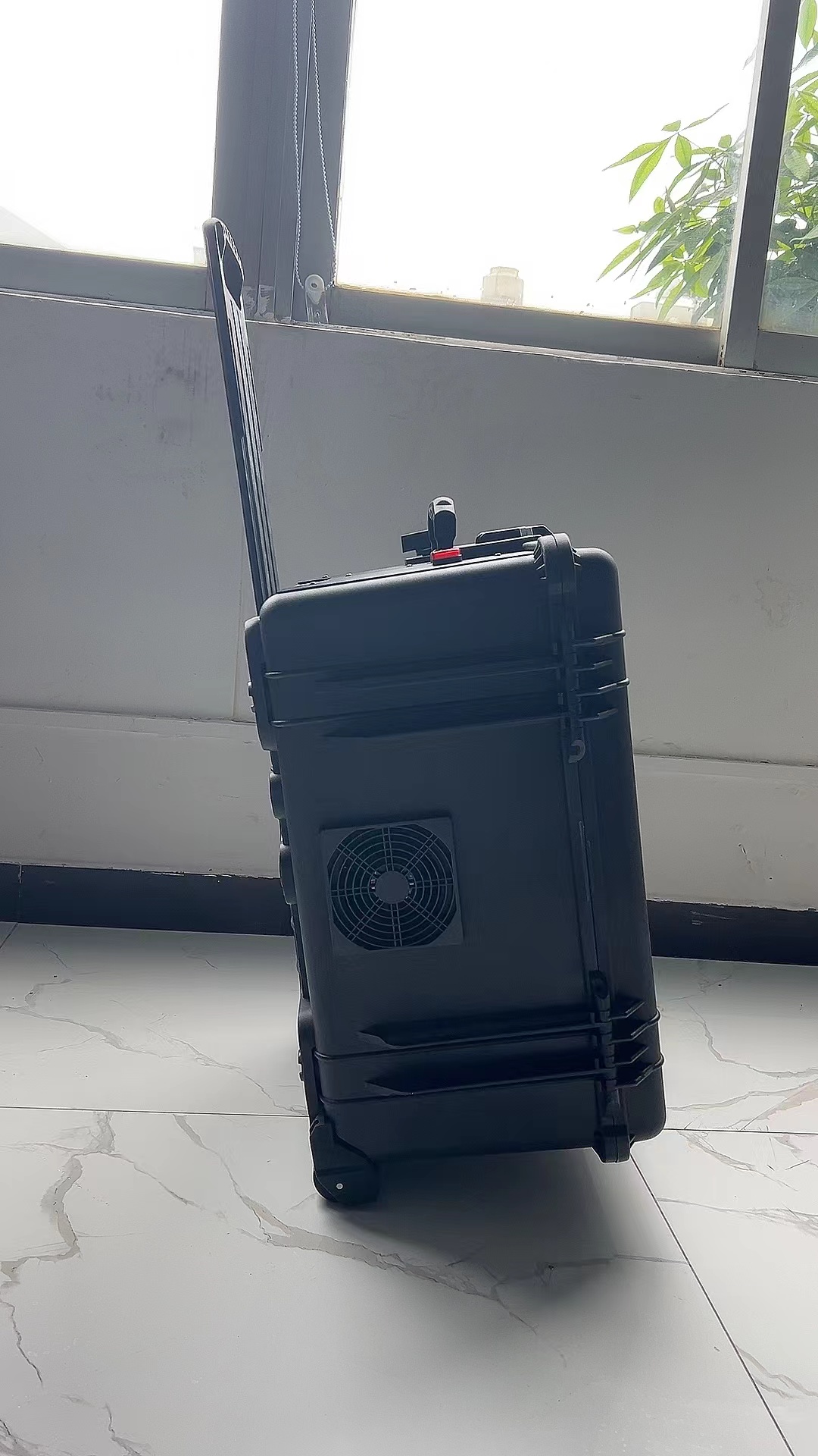 邹城手拉箱型移动通信干扰器
